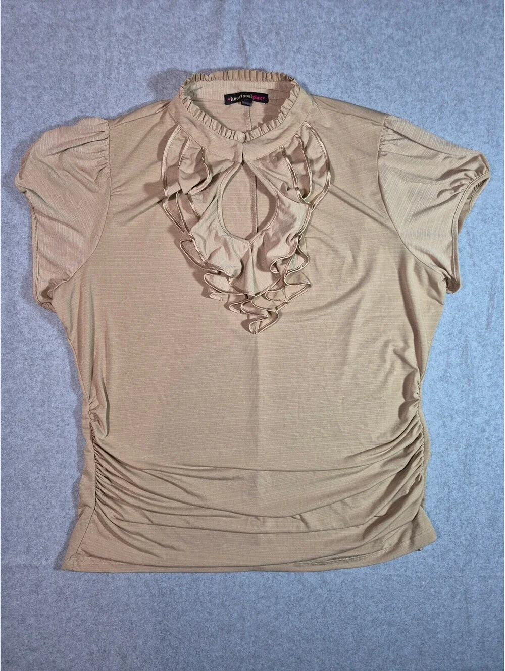 HeartSoul Plus 3X Beige Ruffle Keyhole Blouse Ruched Top - Picture 1 of 4